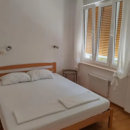 Apartment Zeko *